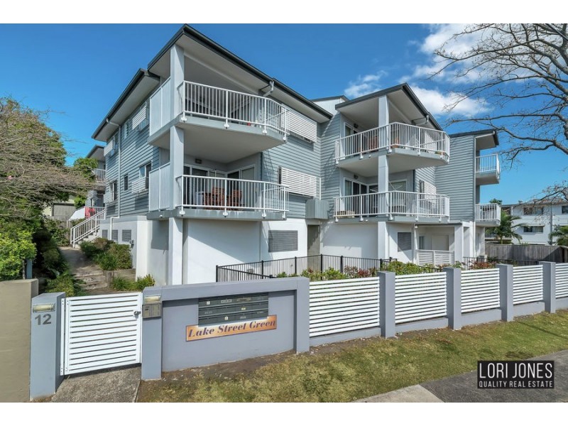 11/12 Lake Street, Yeronga QLD 4104