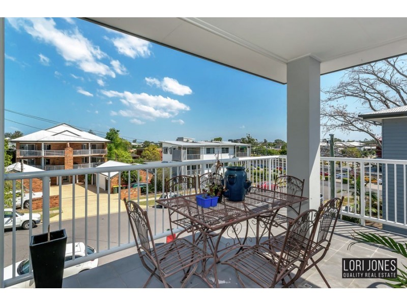 11/12 Lake Street, Yeronga QLD 4104