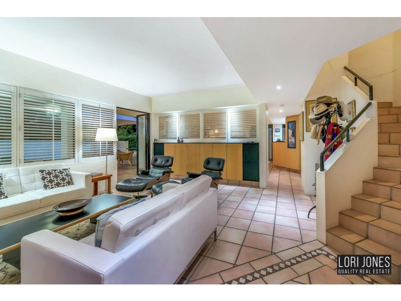 37 Dennis Street, Indooroopilly QLD 4068