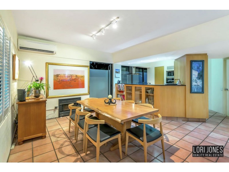 37 Dennis Street, Indooroopilly QLD 4068