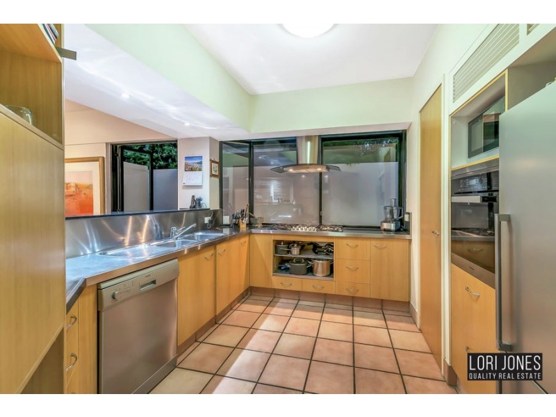 37 Dennis Street, Indooroopilly QLD 4068
