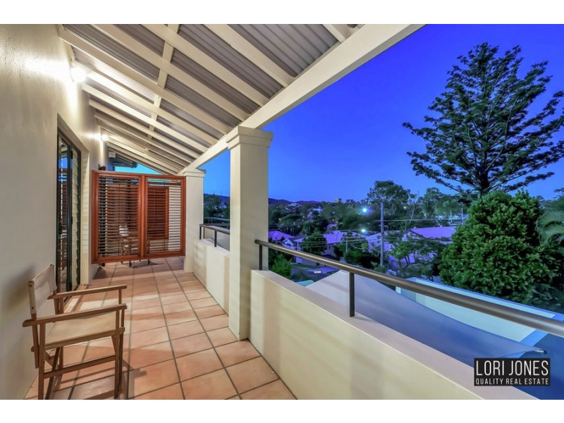 37 Dennis Street, Indooroopilly QLD 4068