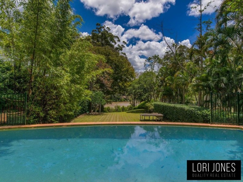 155 Laurel Avenue, Chelmer QLD 4068