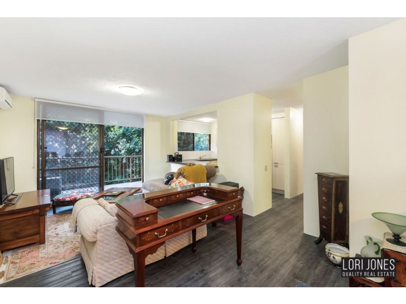 17/9 Land Street, Toowong QLD 4066