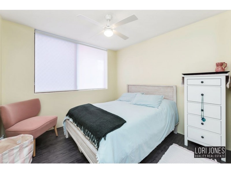 17/9 Land Street, Toowong QLD 4066