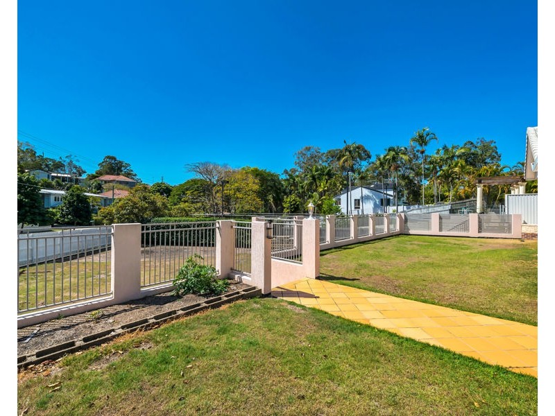 87 Broseley Road, Toowong QLD 4066