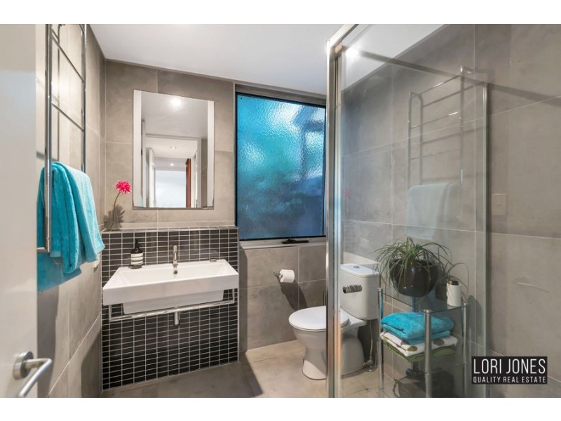 1/22 Rennie Street, Indooroopilly QLD 4068