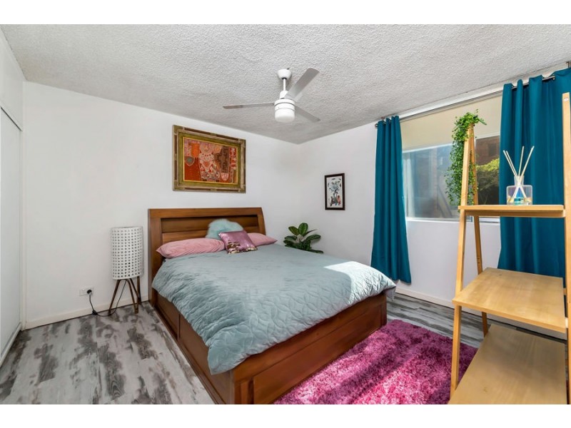 4/136 Macquarie Street, St Lucia QLD 4067