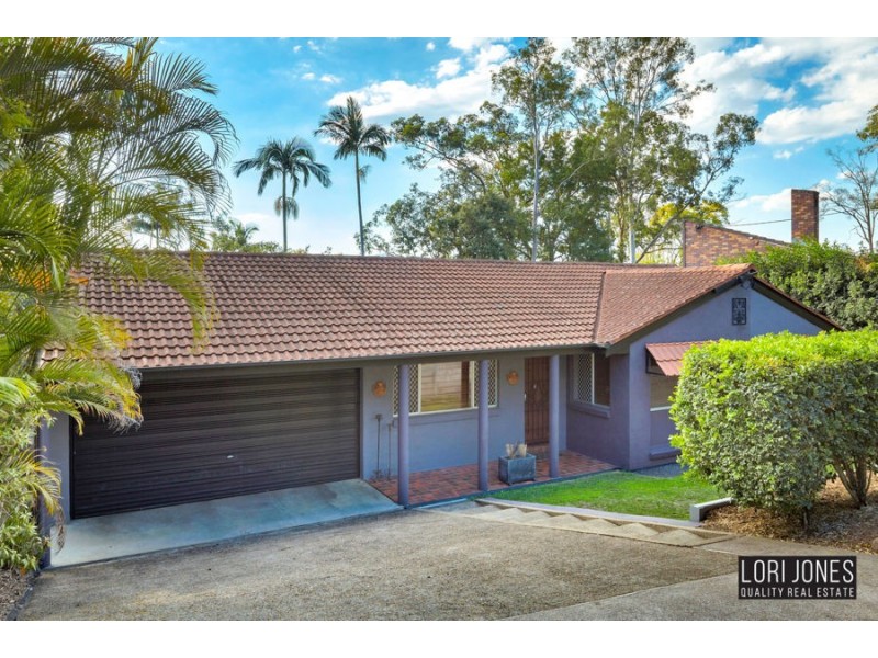 16 Sprenger Street, Fig Tree Pocket QLD 4069