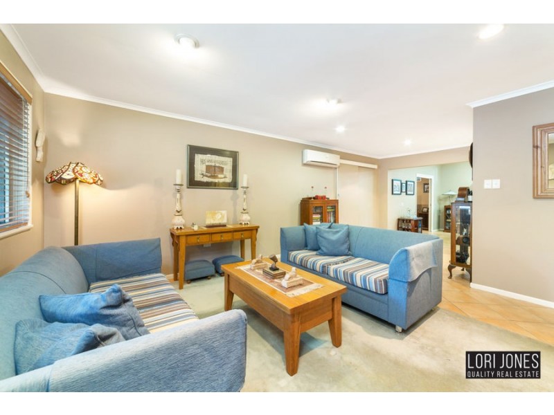 16 Sprenger Street, Fig Tree Pocket QLD 4069