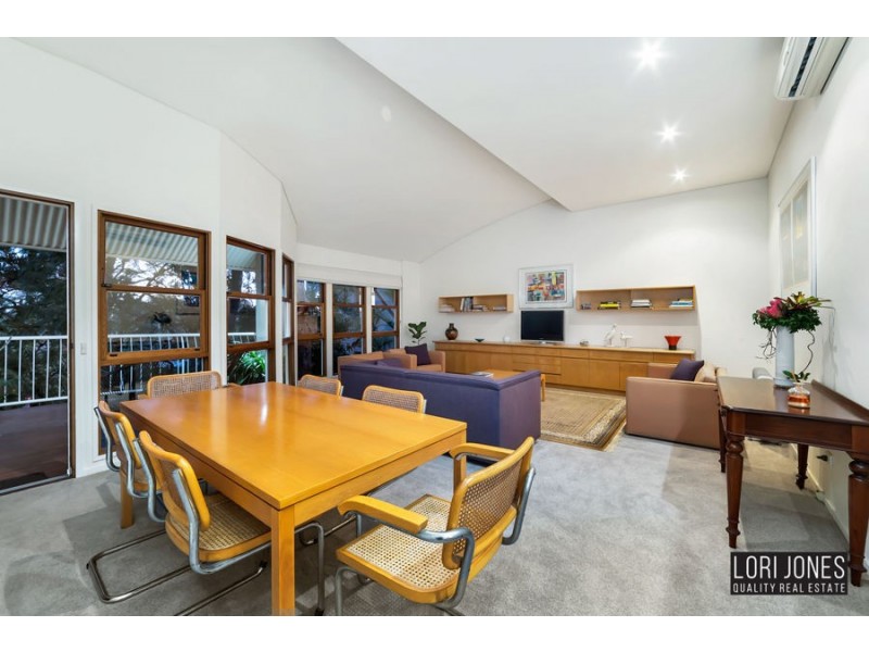 77 Goldieslie Road, Indooroopilly QLD 4068