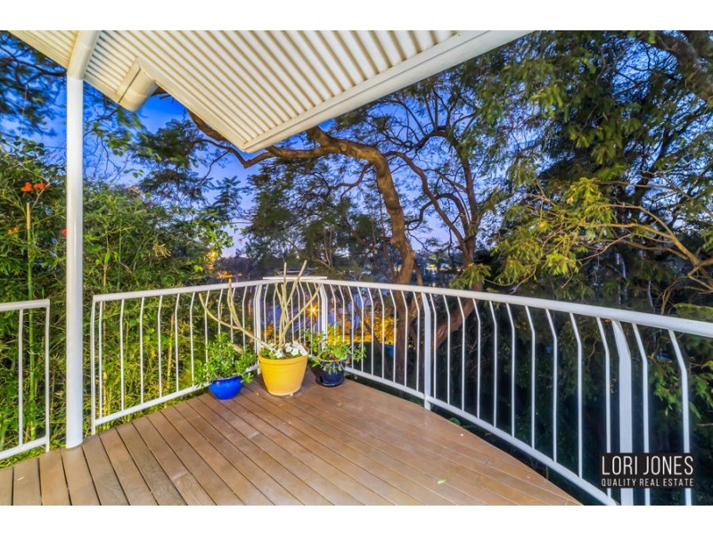 77 Goldieslie Road, Indooroopilly QLD 4068