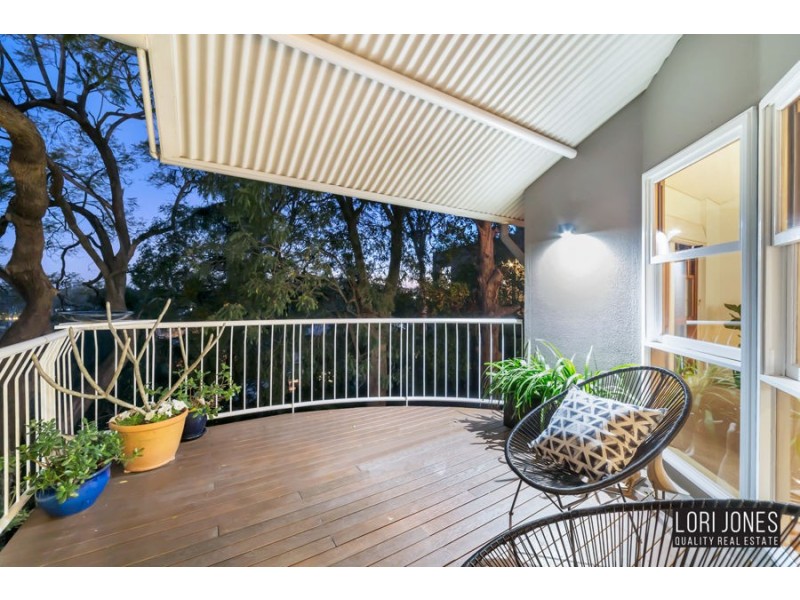 77 Goldieslie Road, Indooroopilly QLD 4068