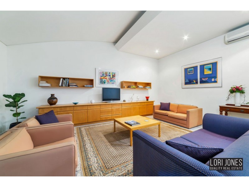 77 Goldieslie Road, Indooroopilly QLD 4068