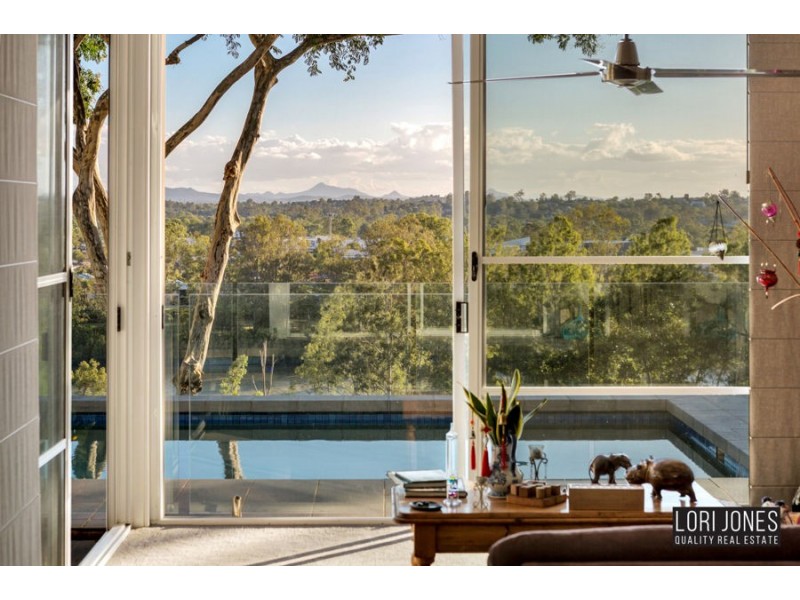 271 Kenmore Road, Fig Tree Pocket QLD 4069