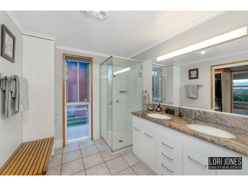 271 Kenmore Road, Fig Tree Pocket QLD 4069