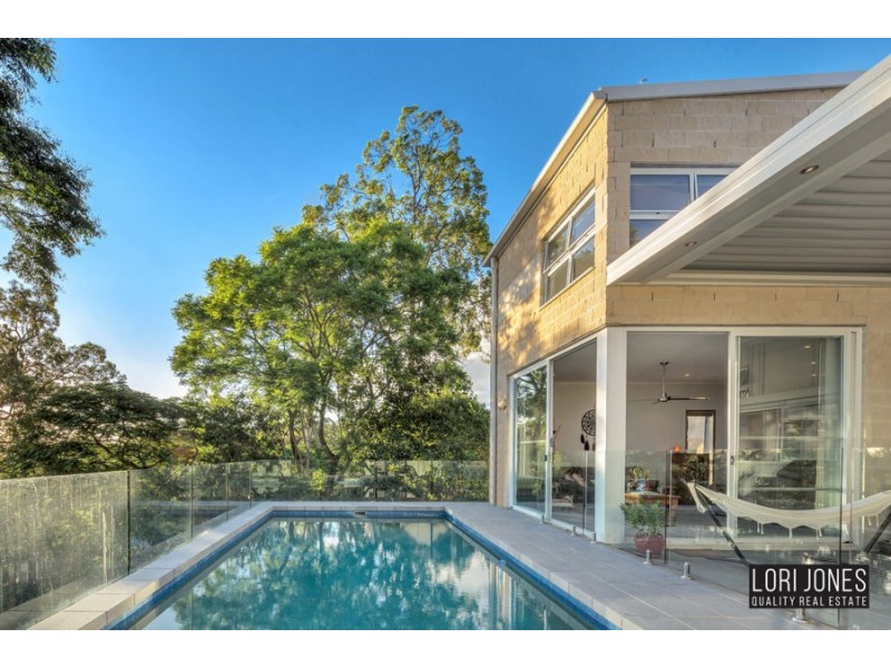 271 Kenmore Road, Fig Tree Pocket QLD 4069