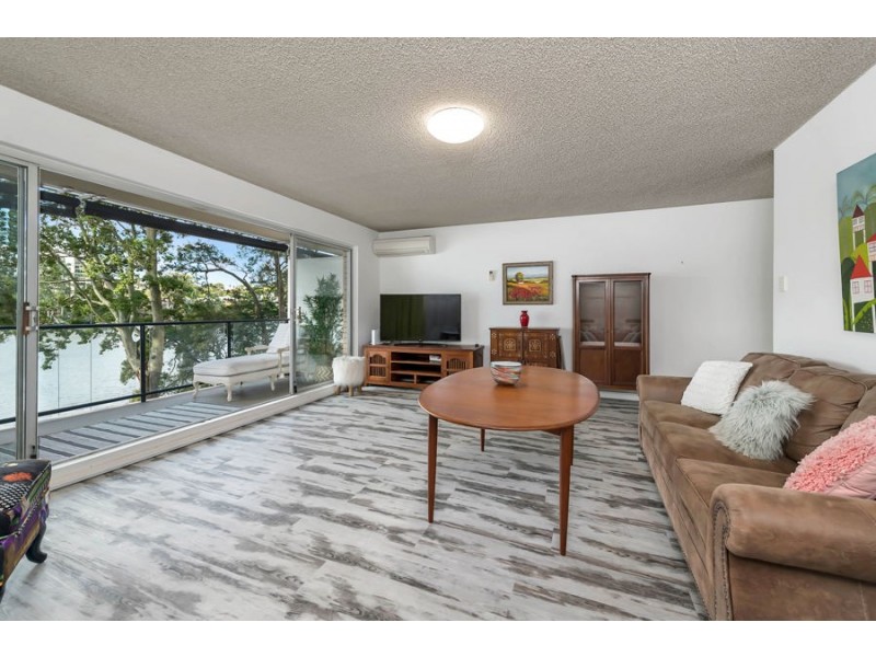 Unit 4 136 Macquarie Street, St Lucia QLD 4067