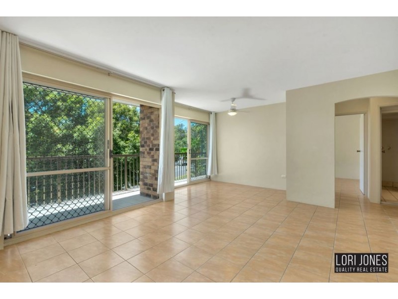 2/85 Warren Street, St Lucia QLD 4067