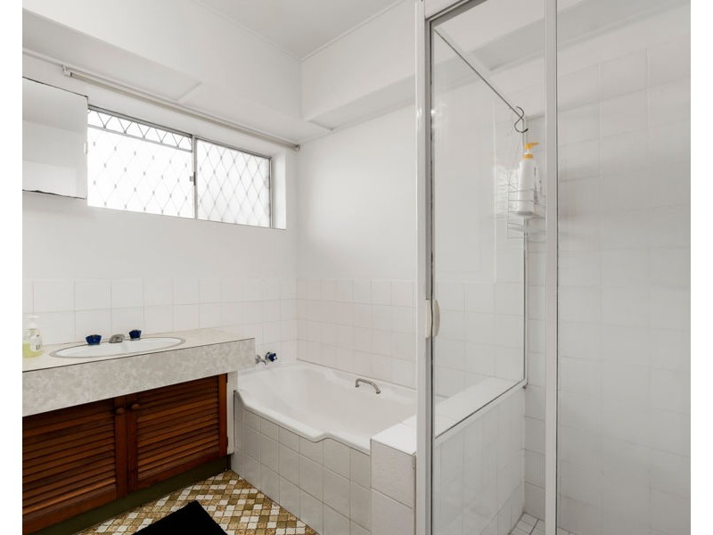 2/63 Dunmore Terrace, Auchenflower QLD 4066