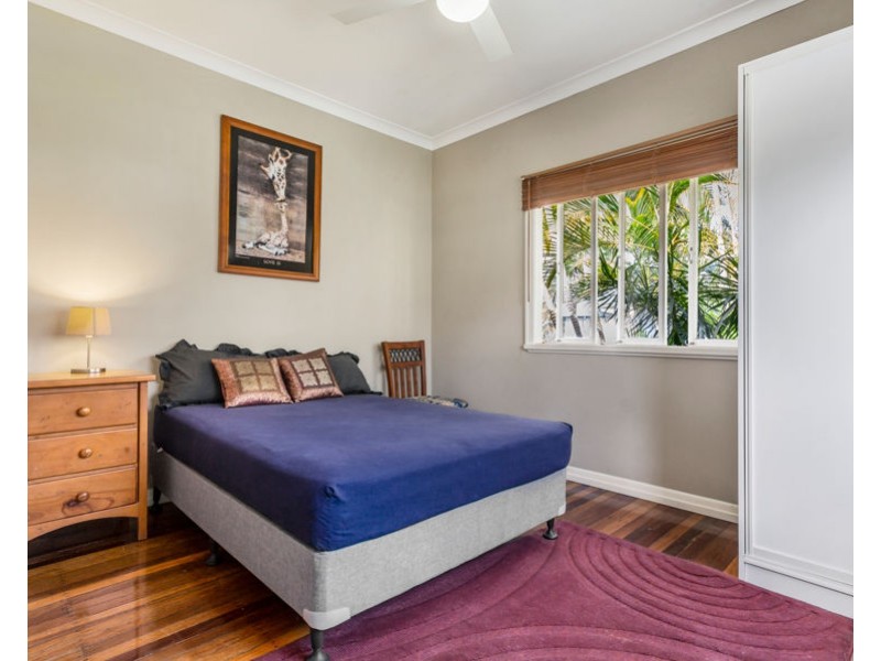 11 Boundary Road, Indooroopilly QLD 4068