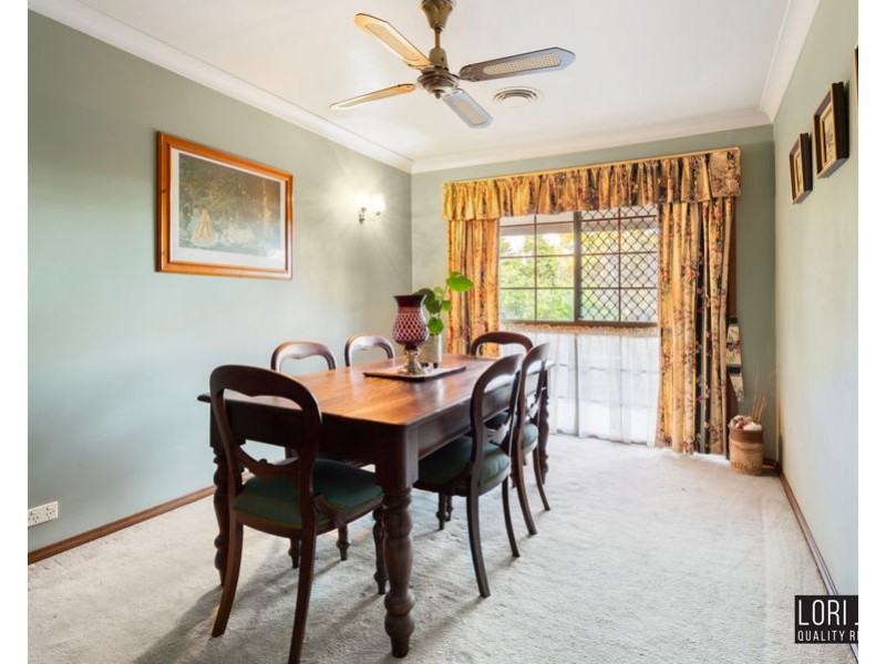 16 Annabel Street, Kenmore QLD 4069