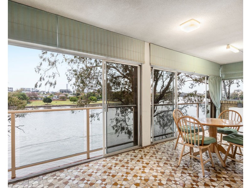 3/36 Sandford Street, St Lucia QLD 4067