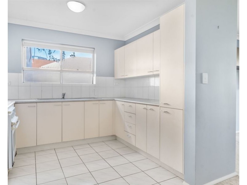 4-73 Sherwood Road, Toowong QLD 4066