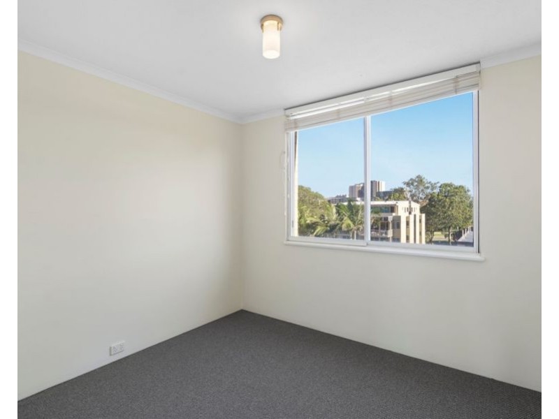 10/122 Macquarie Street, St Lucia QLD 4067