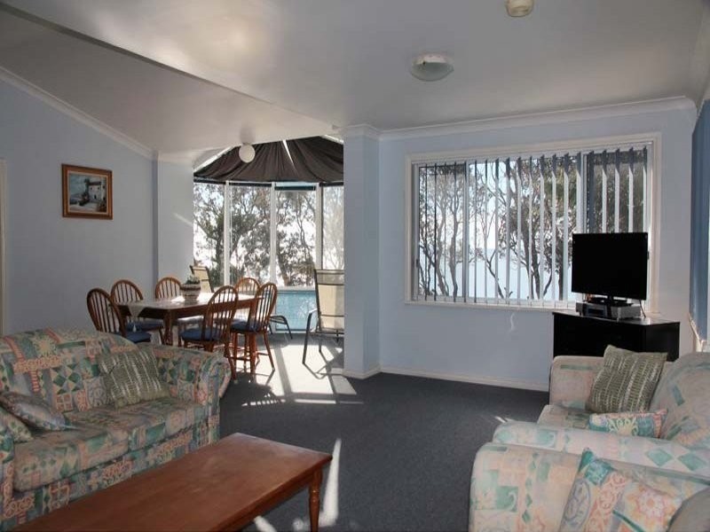 197 Mitchell Parade, Mollymook Beach NSW 2539