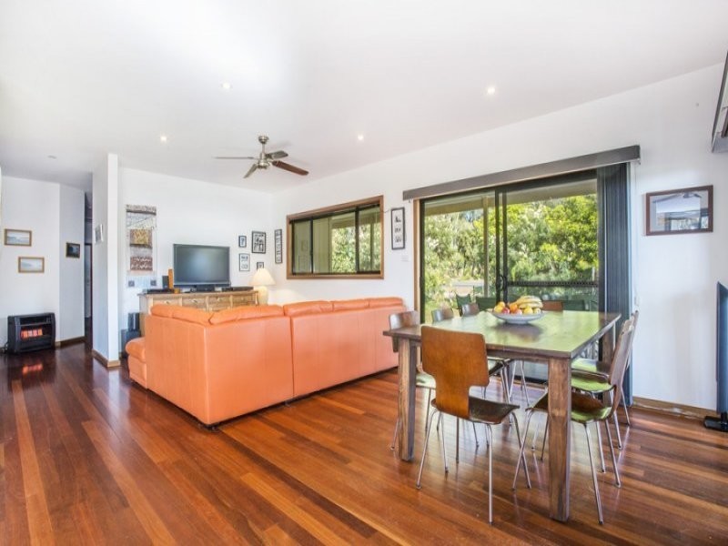 2 Rosemary Avenue, Bawley Point NSW 2539