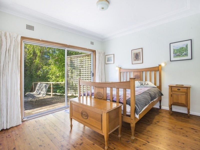 4 Shearwater Crescent, Bawley Point NSW 2539