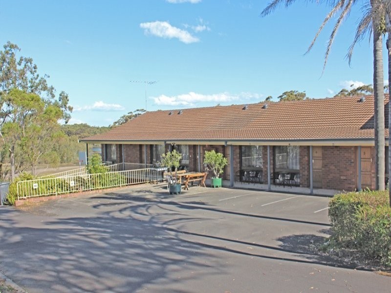 5 Weymouth Road, Lake Tabourie NSW 2539