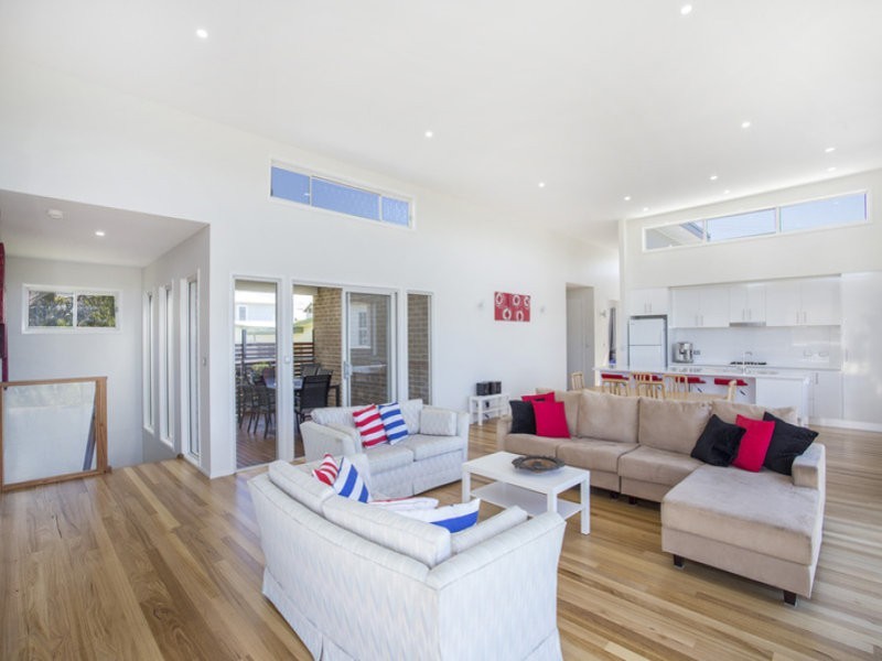 48 Lurnea Avenue, Bawley Point NSW 2539