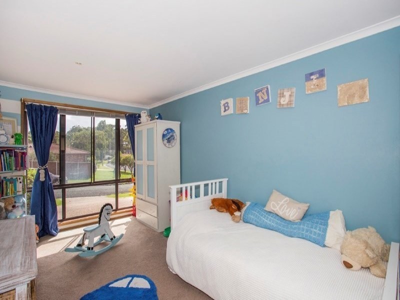 5 Taurus Spur, Narrawallee NSW 2539