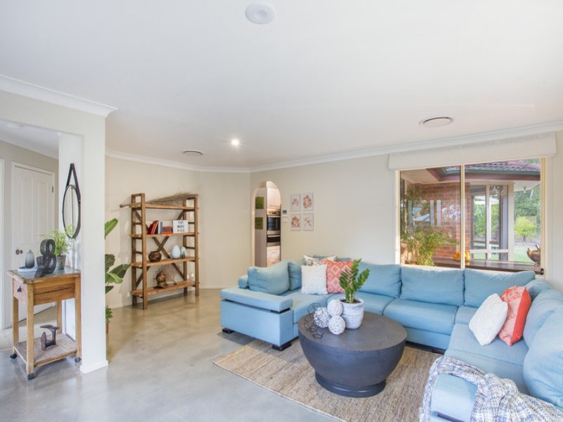 47 Seaspray Street, Narrawallee NSW 2539