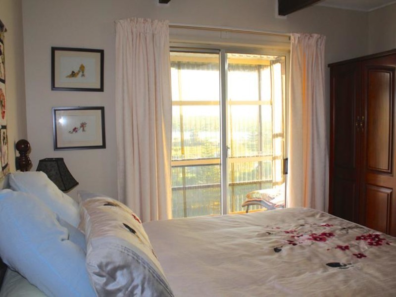124 Canberra Crescent, Burrill Lake NSW 2539