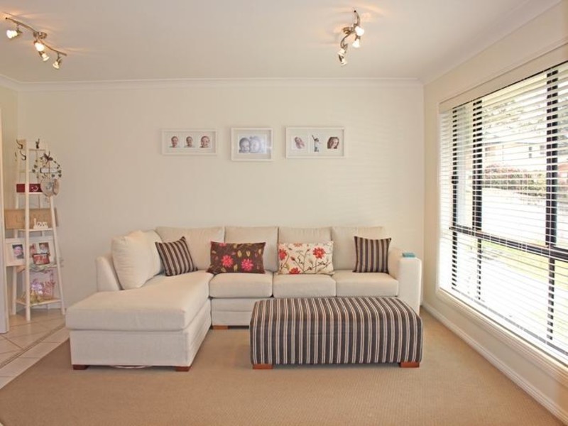 17 Royal Mantle Drive, Ulladulla NSW 2539
