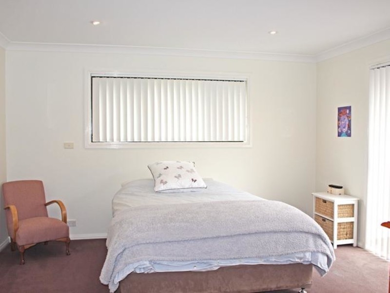 17 Royal Mantle Drive, Ulladulla NSW 2539