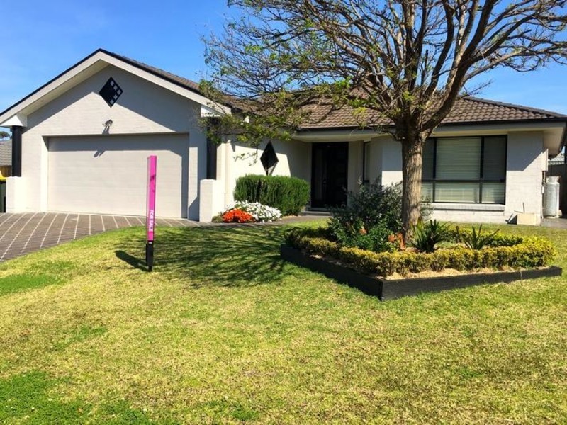 17 Royal Mantle Drive, Ulladulla NSW 2539