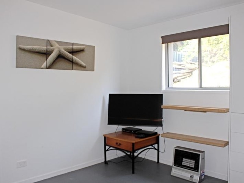 15 Merry Street, Kioloa NSW 2539
