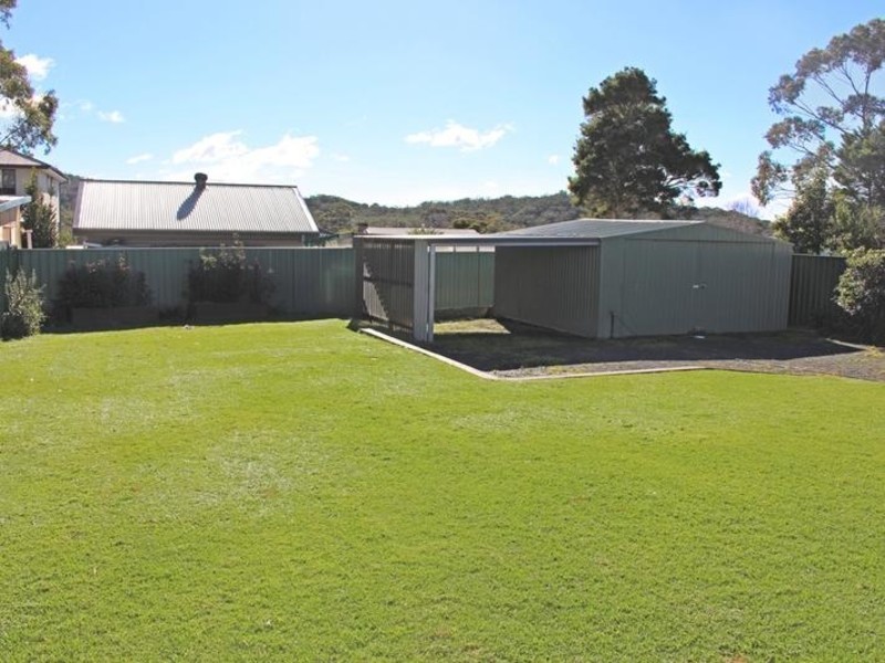11 Spinks Avenue, Lake Conjola NSW 2539