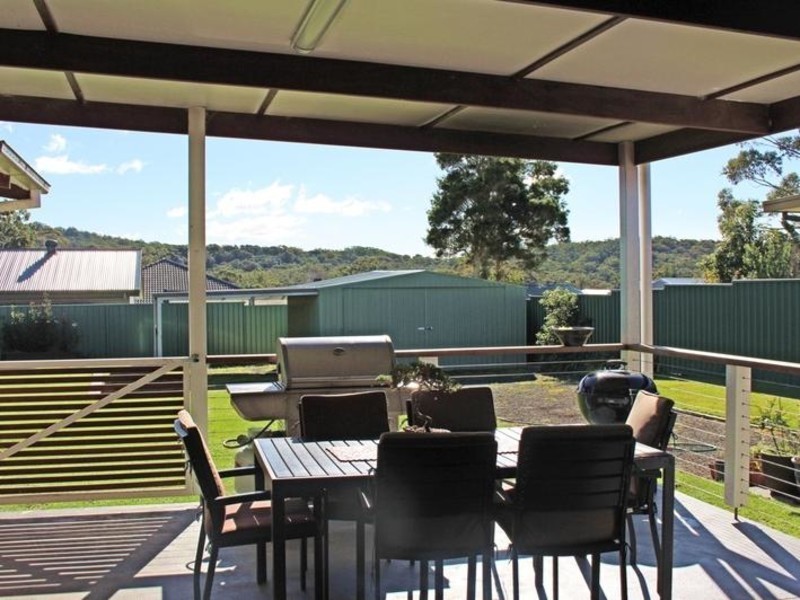 11 Spinks Avenue, Lake Conjola NSW 2539