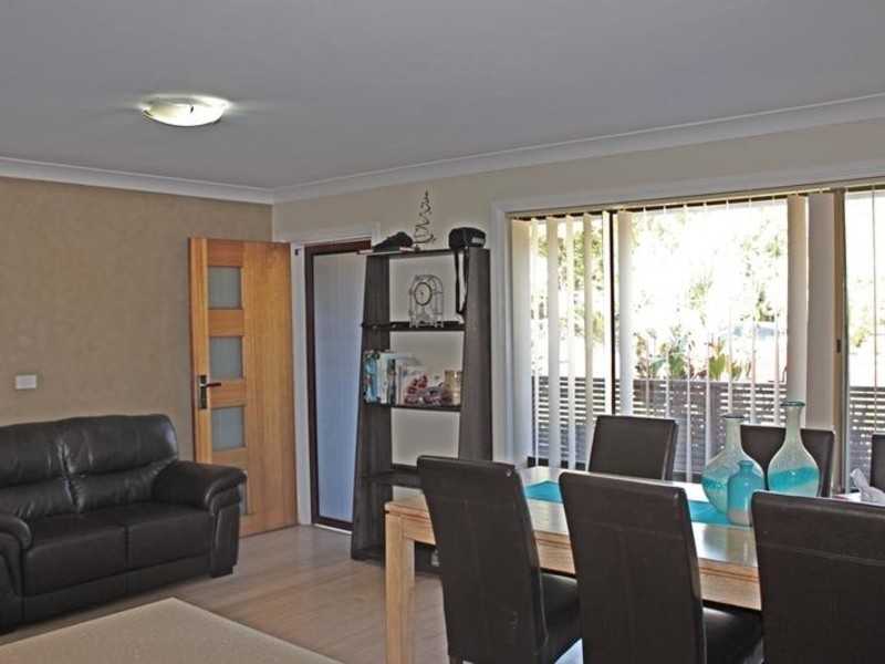 11 Spinks Avenue, Lake Conjola NSW 2539