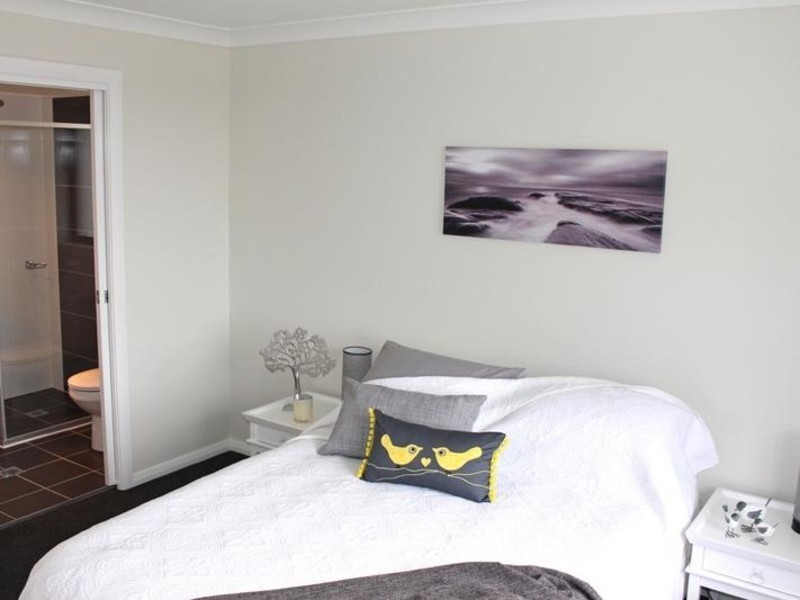87 Golden Wattle Drive, Ulladulla NSW 2539