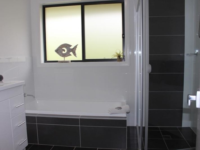 87 Golden Wattle Drive, Ulladulla NSW 2539