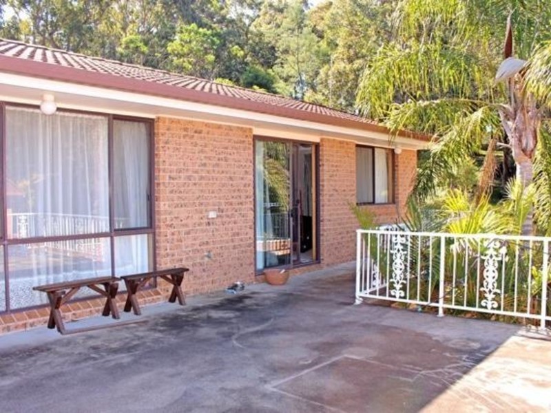 4/6-7 Augusta Place, Mollymook Beach NSW 2539