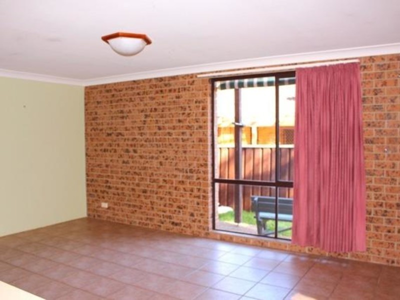 4/6-7 Augusta Place, Mollymook Beach NSW 2539