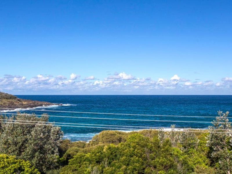 1 Wooroonga Crescent, Kioloa NSW 2539