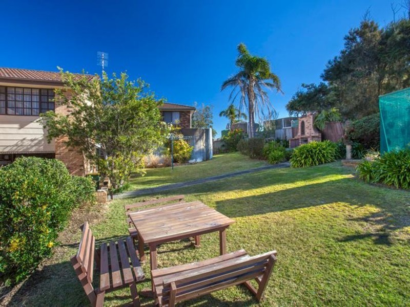 1 Wooroonga Crescent, Kioloa NSW 2539